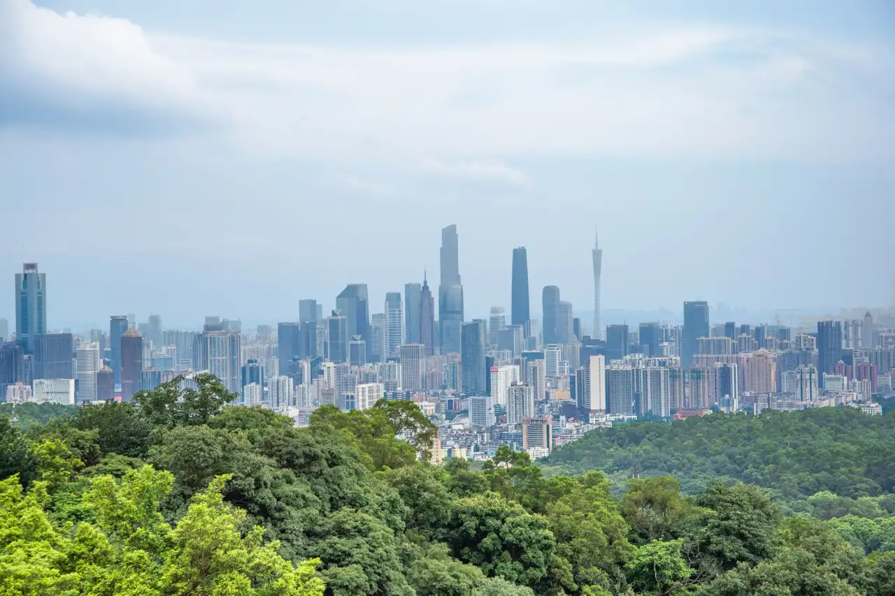广州热门小区评测报告:优房圈2024年度数据观察正文配图 1