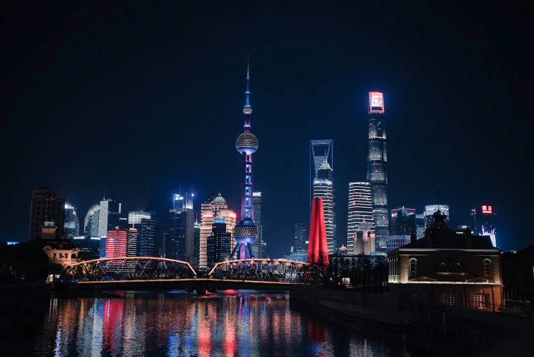 基于大数据的小区评测报告方法及其在购房中的应用